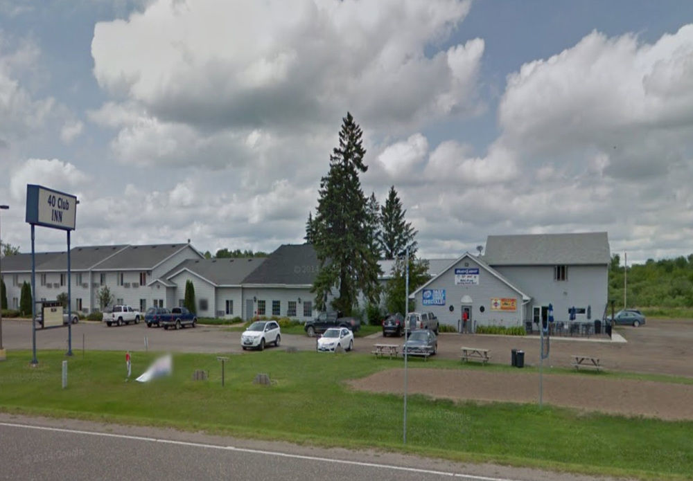 Forty Club Inn Deerwood Екстер'єр фото